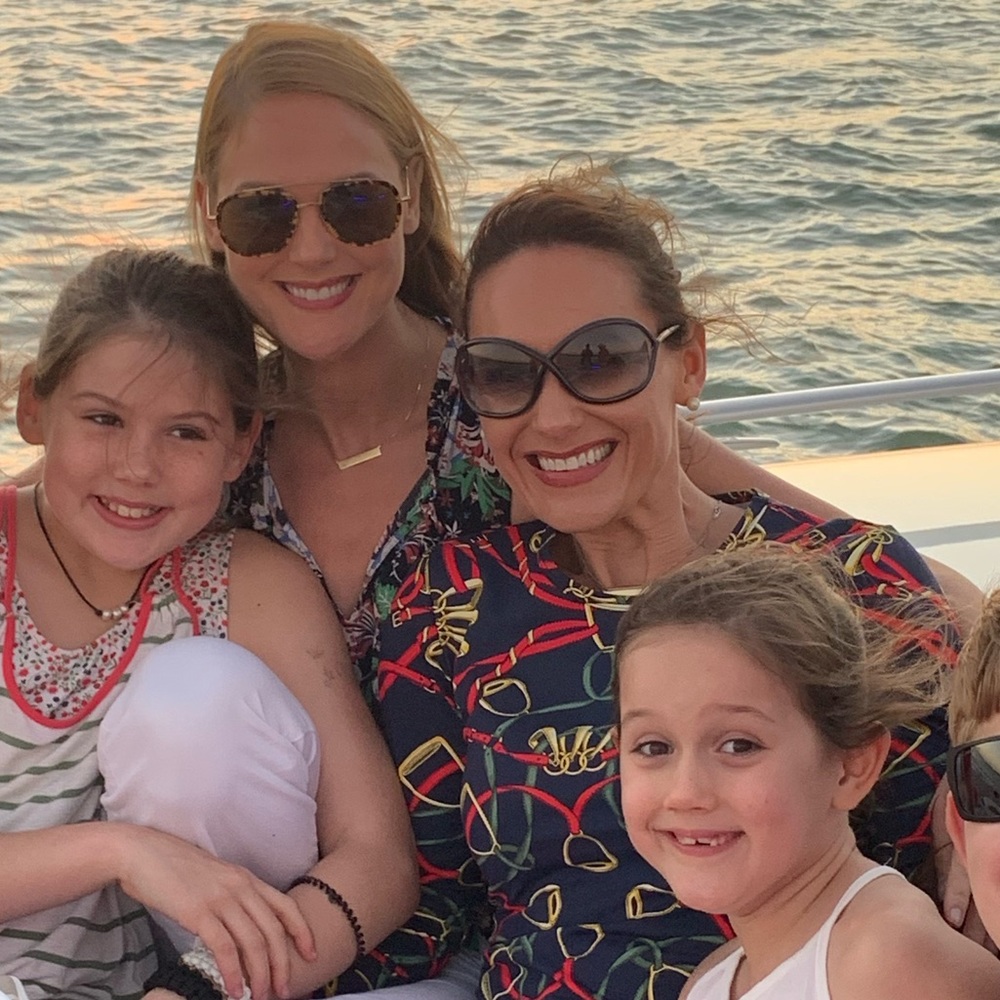 Meet your Posher, Courtney